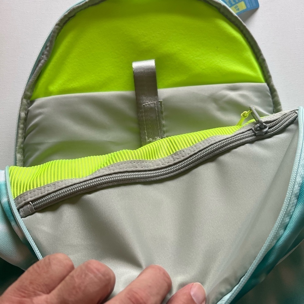 Ecotech Aqua Ripple Recyclable Adjustable Straps Riley Backpack Padded Pockets - Picture 3 of 8